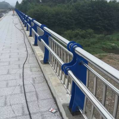 如何選購橋梁護(hù)欄 如何選購橋梁護(hù)欄